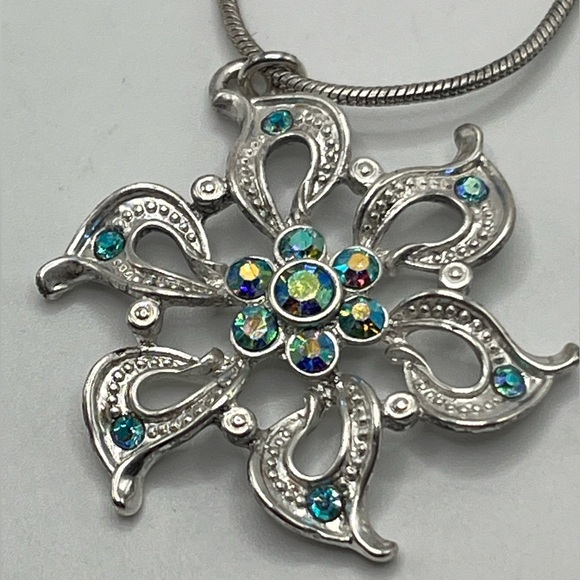 Silver chain necklace with 2 pendants with rhinestones - Picture 1 of 7